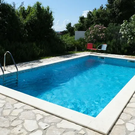 Prislin By Interhome